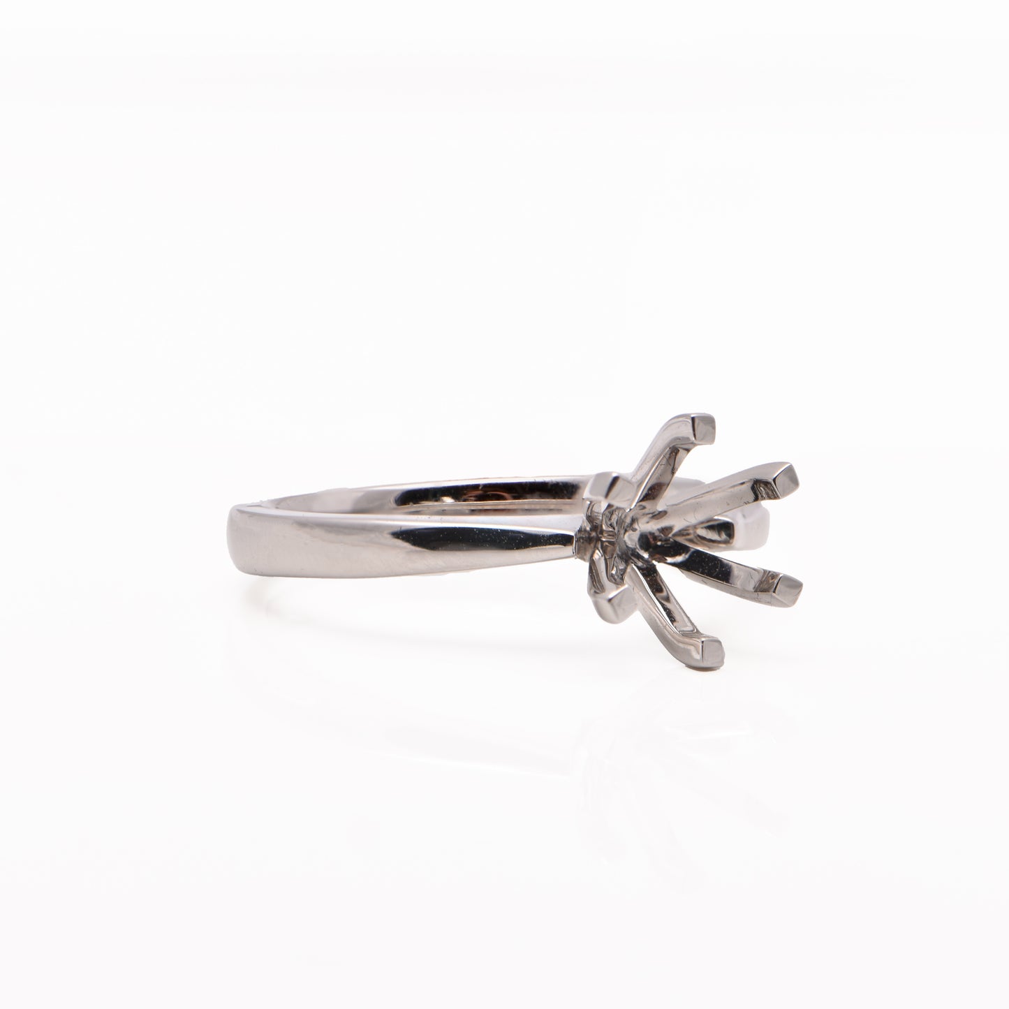 Engagement Setting for Round 1.50 ct Size, 6 claw, 2.5mm Wide Band