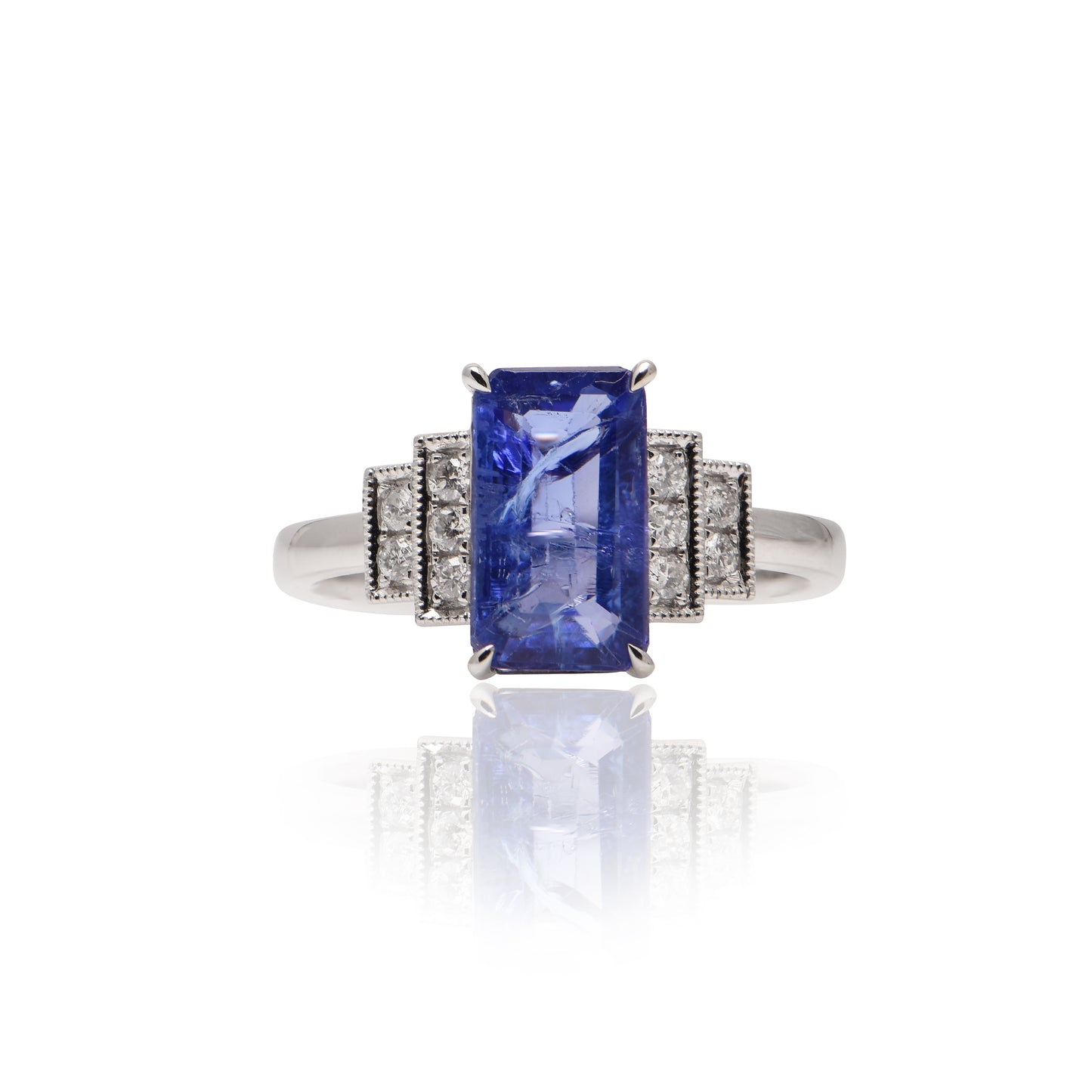 Tanzanite and Diamond Ring