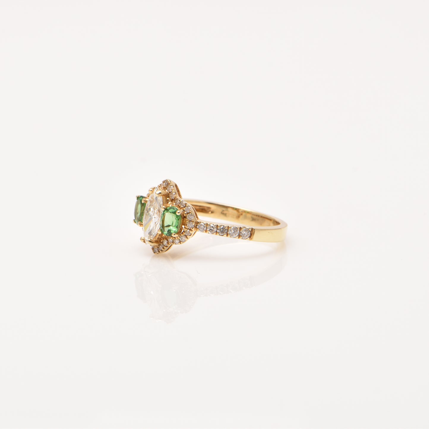 Unheated Ruby and Diamond Ring in 18ct Gold - CARTMER