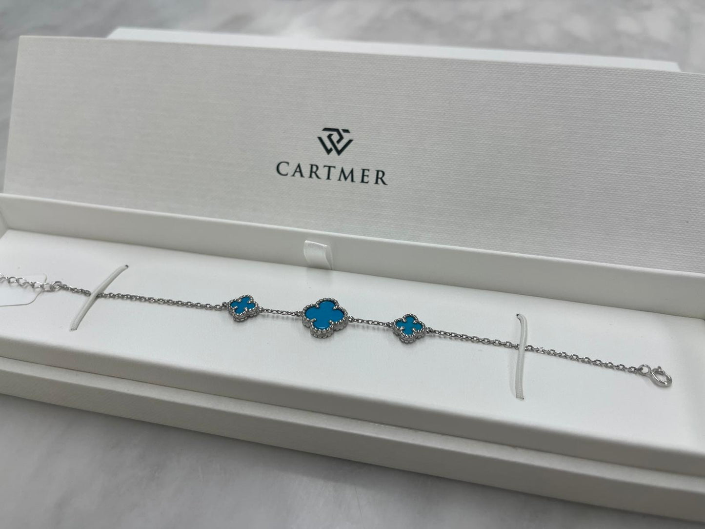 Clover Bracelet with Turquoise in Silver at Cartmer Sydney (BR638T)