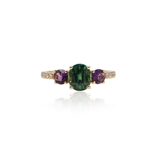 Green Tourmaline and Amethyst Ring in Yellow Gold